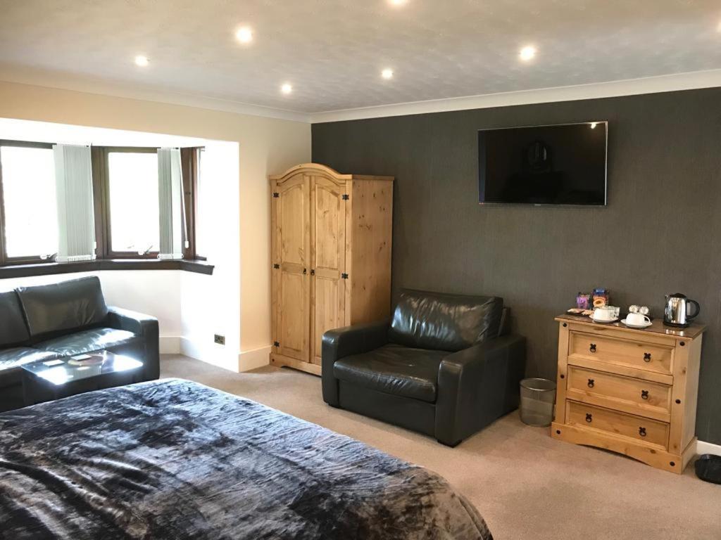 Tom Beag - Ben Nevis View Rooms Fort William Bagian luar foto
