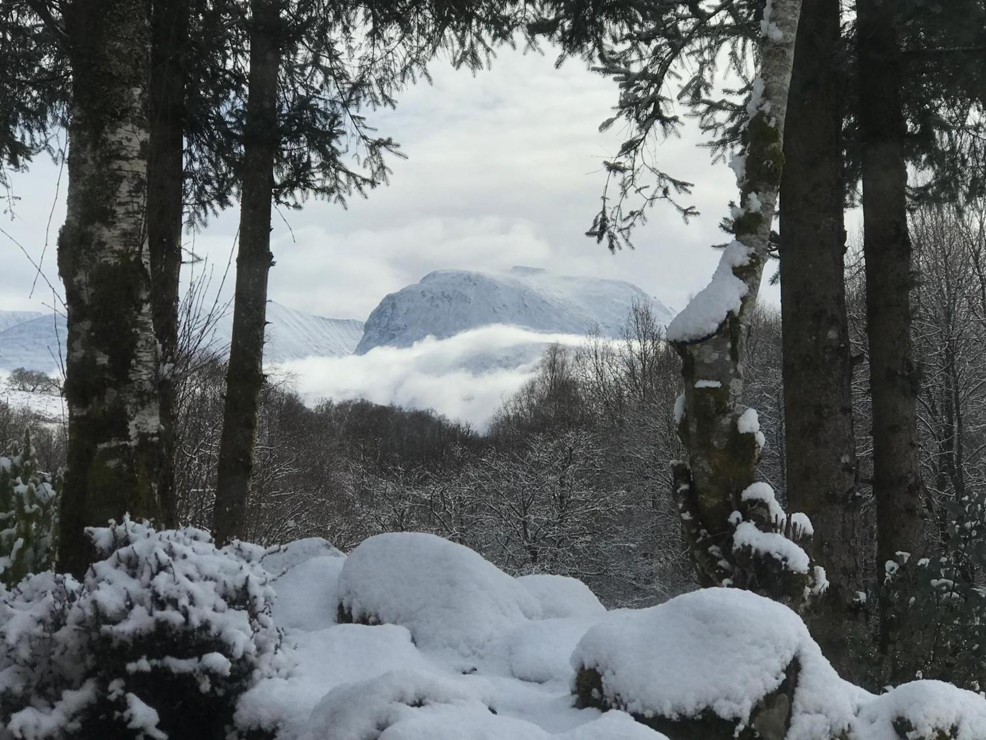 Tom Beag - Ben Nevis View Rooms Fort William Ruang foto